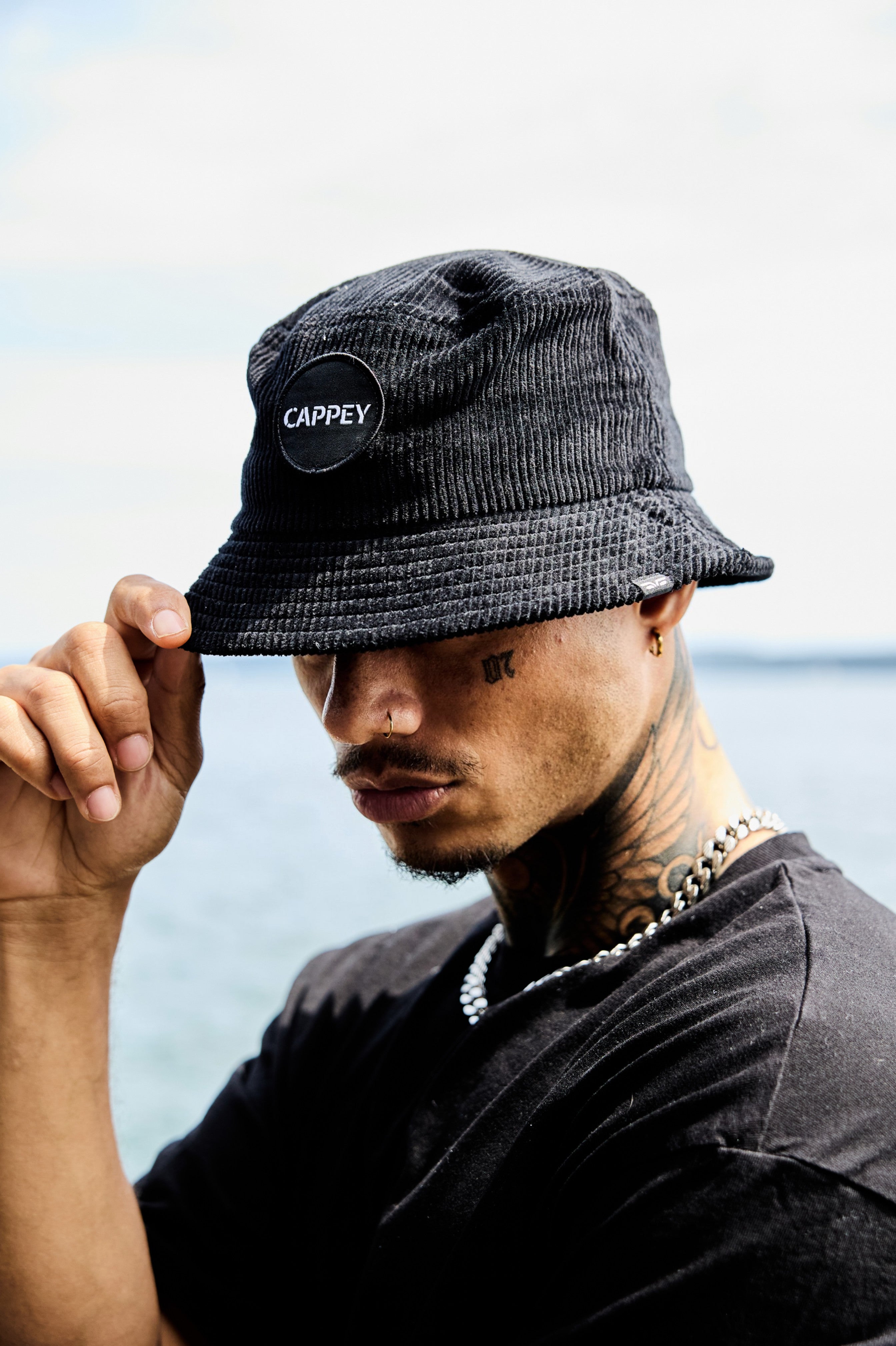 Cappey Corduroy Bucket Hat Midnight Black Unisex One Size